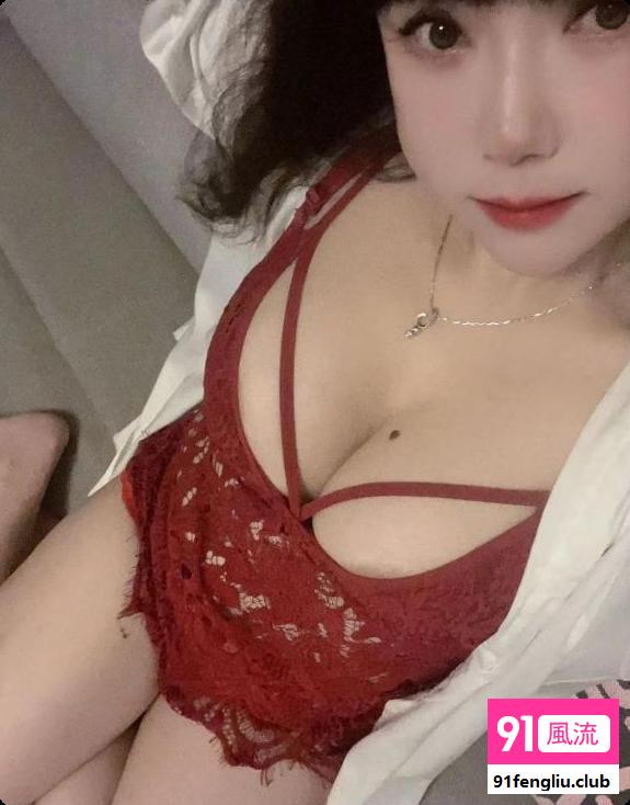 黄泥磅巨乳淫妇